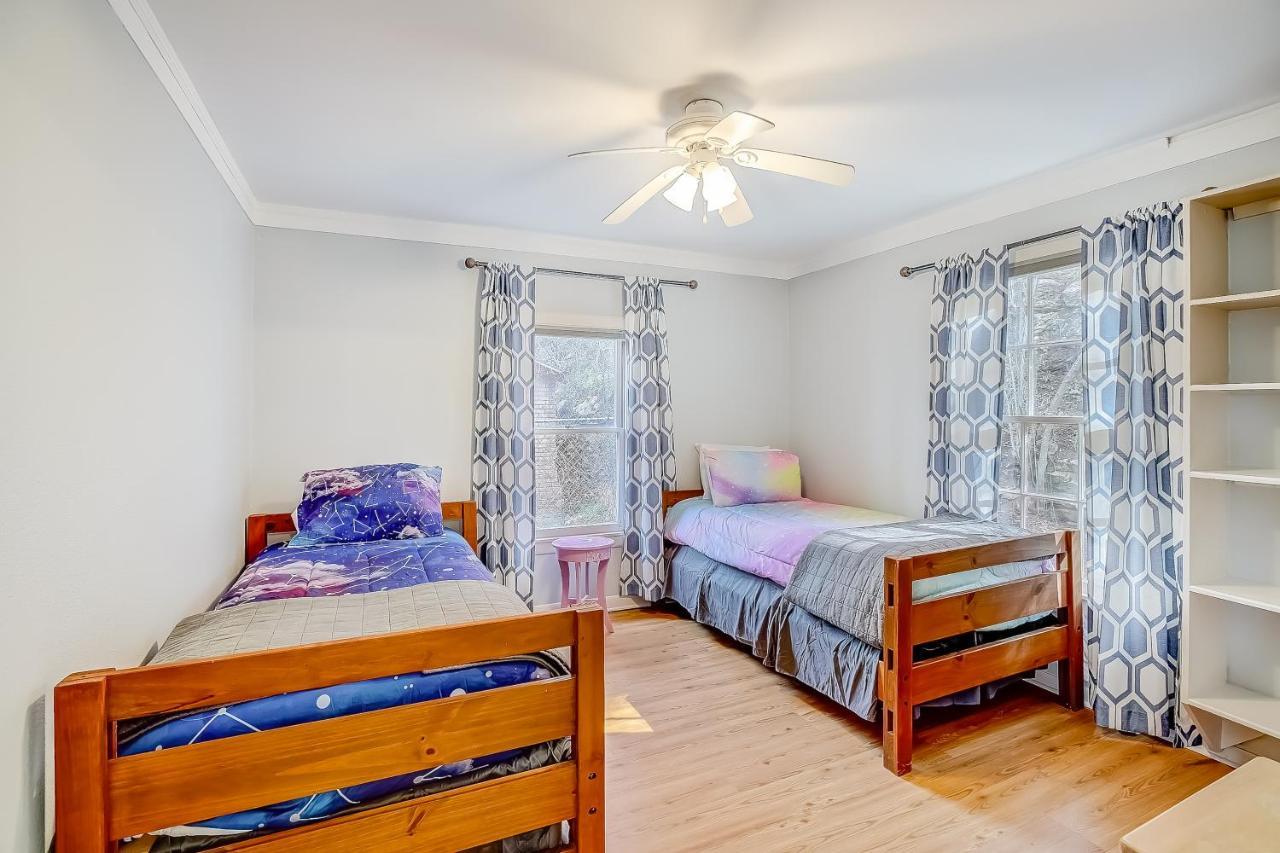 Lakeview Lodge Spicewood Luaran gambar
