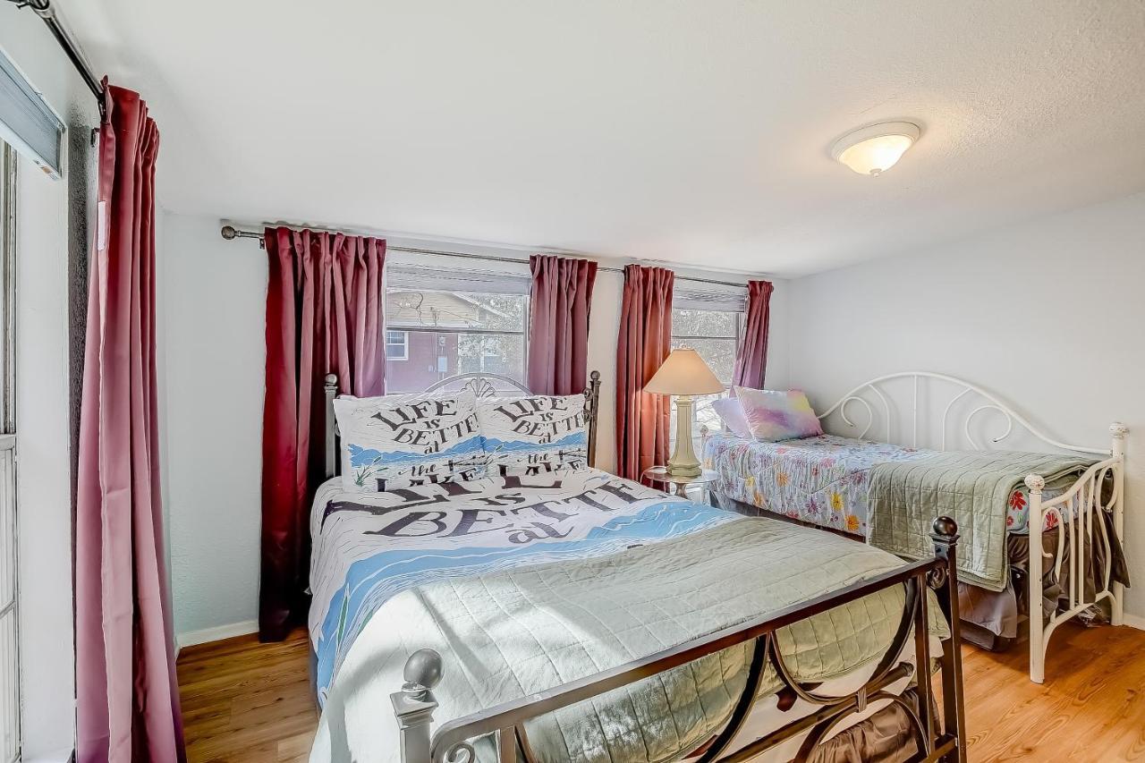 Lakeview Lodge Spicewood Luaran gambar
